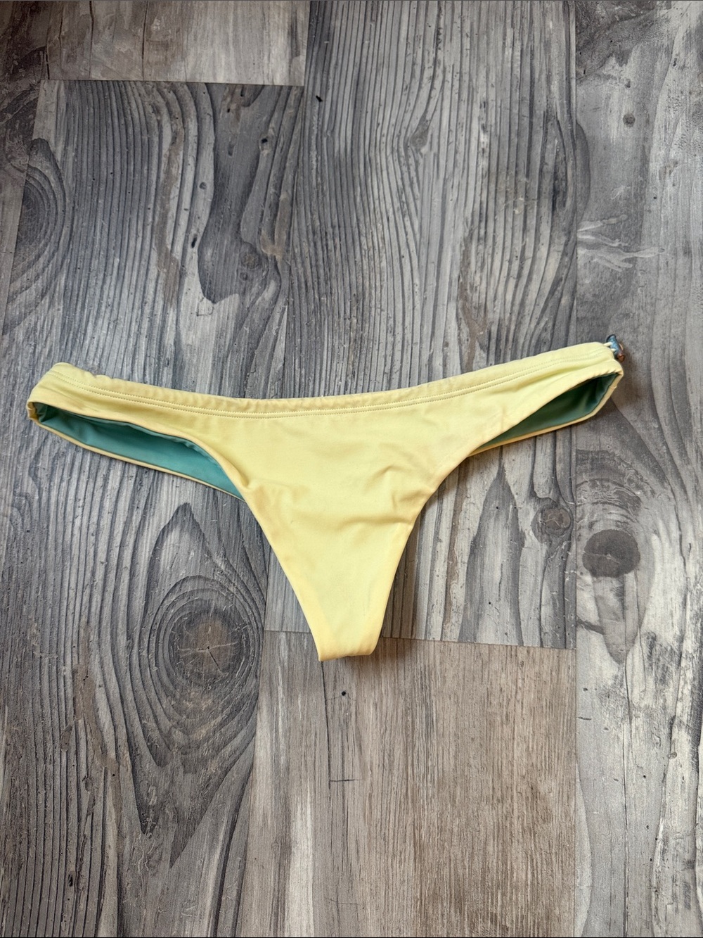 Jolyn Summer Bottoms Small NWOT